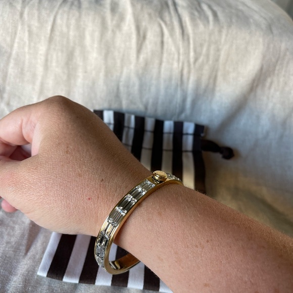 HENRI BENDEL Crystal Bracelet! - Picture 5 of 13